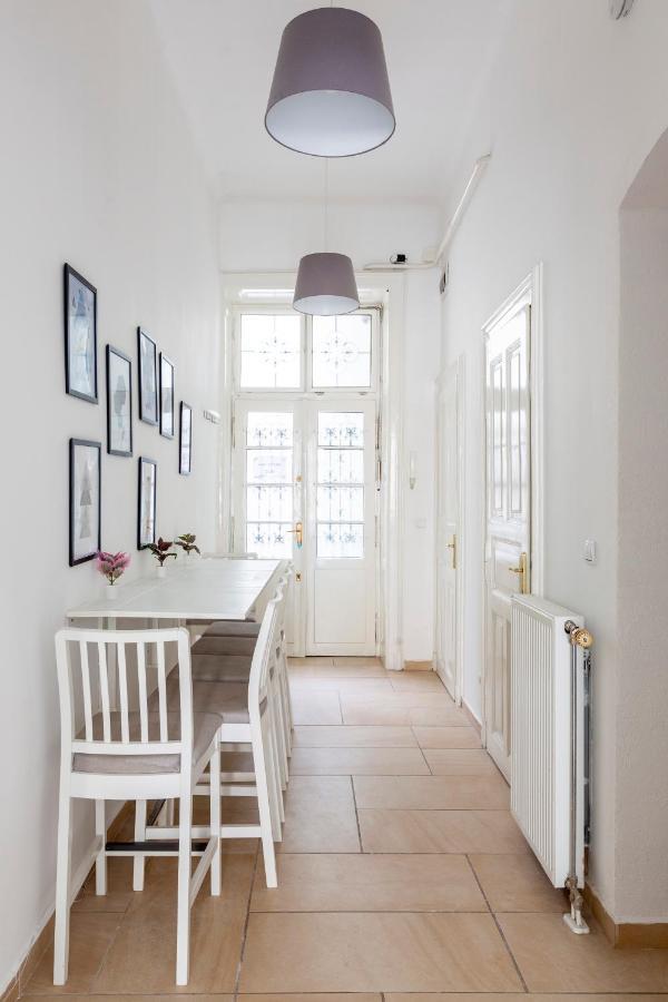 Deluxe Cozy Home In The Heart Of Budapest Exteriör bild